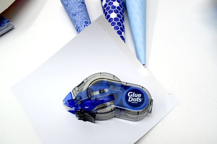 happy-birthday-paper-wreath-paper-premium-gluetape.jpg