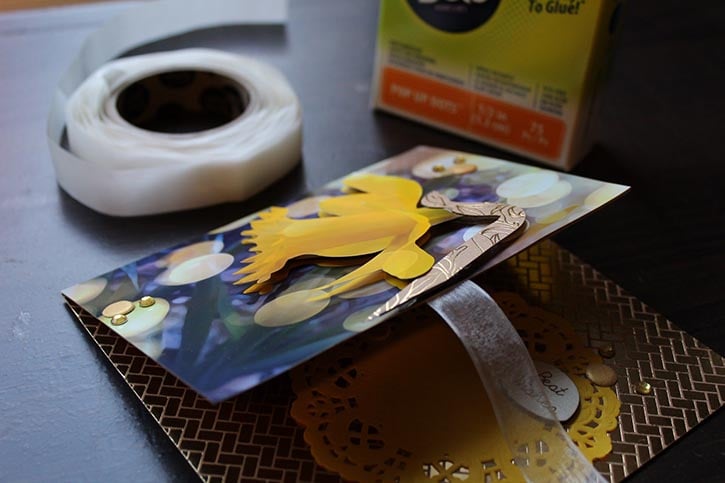 3d-photo-daffodil-card-opened.jpg