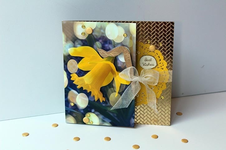 pop-up-glue-dots-3d-photo-daffodil-card-featured.jpg