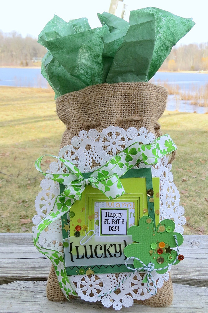 st-patricks-day-burlap-gift-bag-made-by-shannon-morgan.jpg