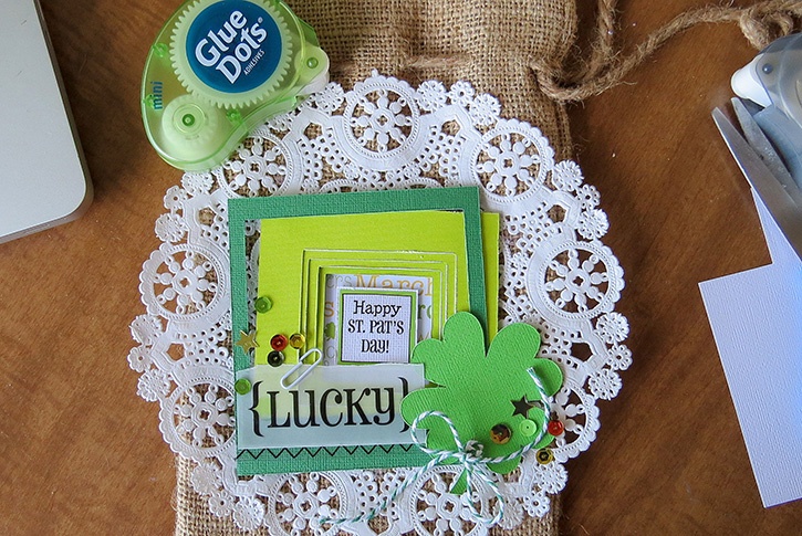 st-patricks-day-burlap-gift-bag-step6.jpg