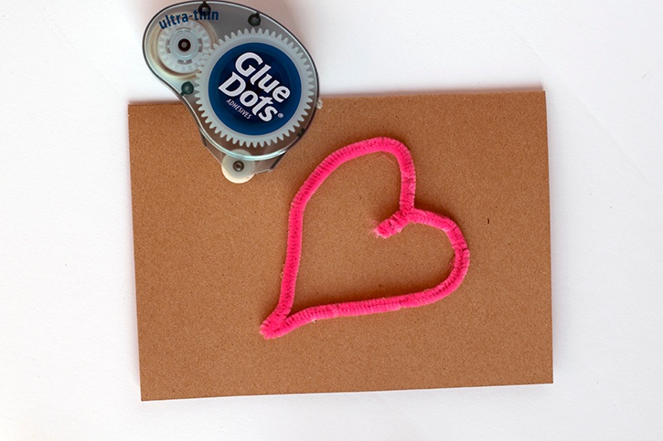 pom-pom-valentines-day-card-adding-heart.jpg