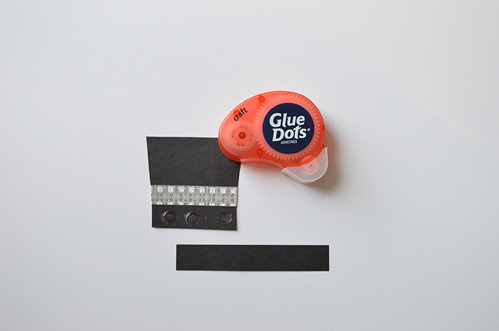 glue-dots-snowman-sleeve-hat-pieces.jpg