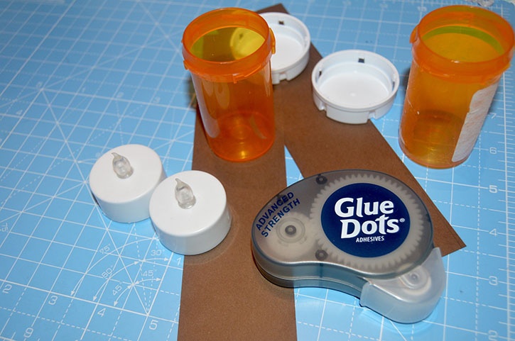 glue-dots-halloween-spooky-eyes-supplies.jpg