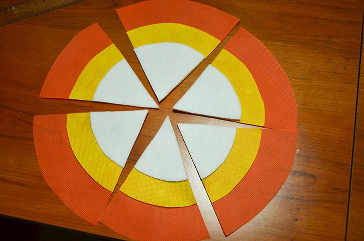 glue-dots-candy-corn-oly-fun-banner-cut-into-pie-pieces.jpg