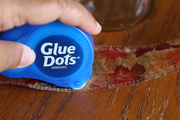 glue-dots-thanksgiving-thankful-jar-glue-squares-on-ribbon.jpg