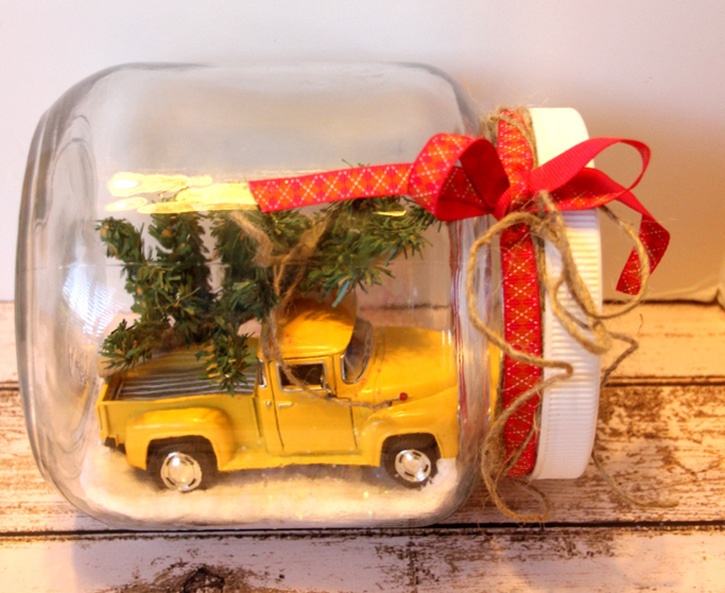 glue-dots-holiday-decor-christmas-tree-truck-in-jar-by-robyn-power.jpg