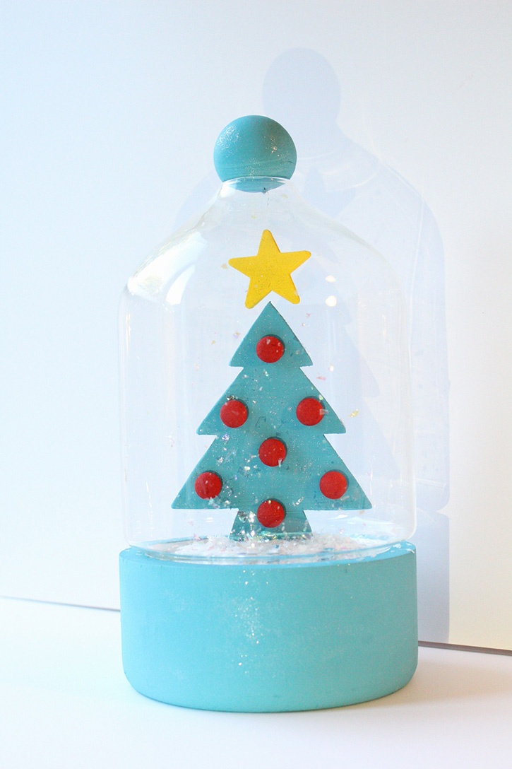 Glue-Dots-Danielle-Hunter-Retro-Inspired-Christmas-Terrarium-finsihed2