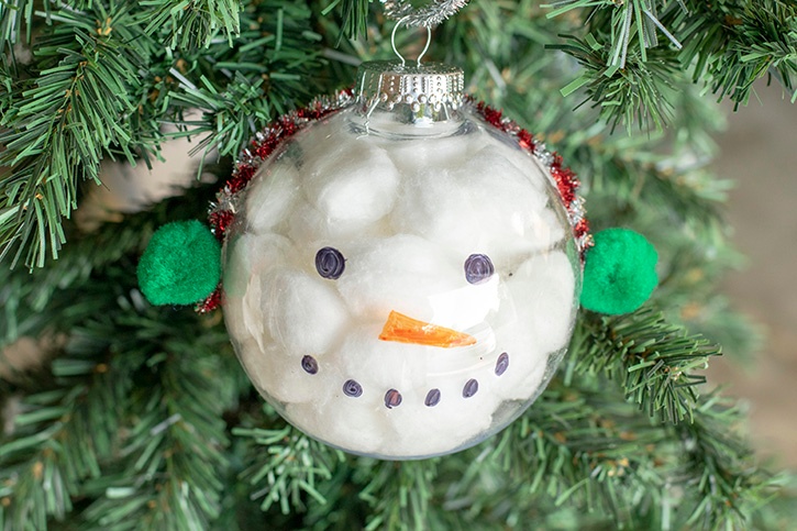 Melanie-East-Glue-Dots-Snowman-Ornament-finished