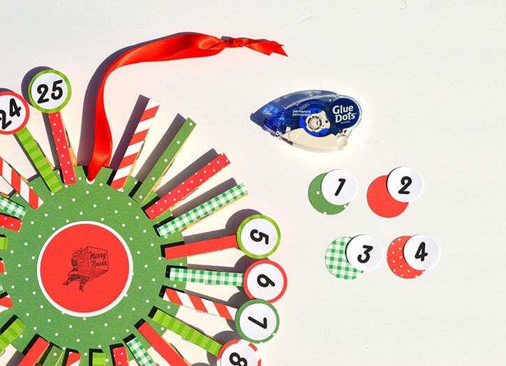 country-chic-count-down-to-christmas-calendar-glue-dots-gluetape