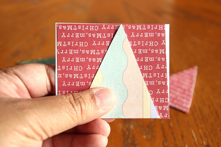 glue-dots-merry-gift-wrap-banner-triangle-cutting-guide.jpg