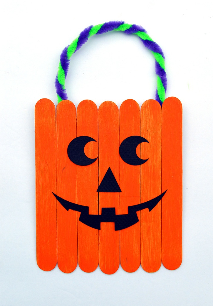 Jack O Lantern Kids Craft finished white bkgr dmb copy