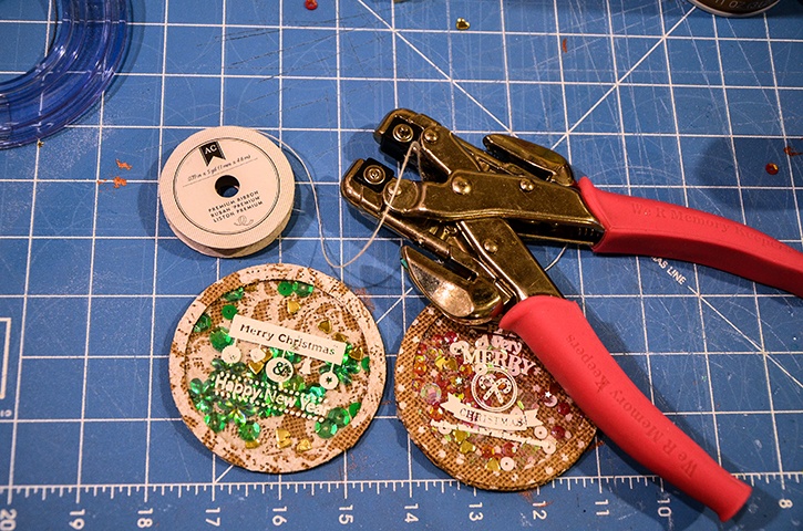 glue-squares-shaker-ornaments-adding-twine.jpg