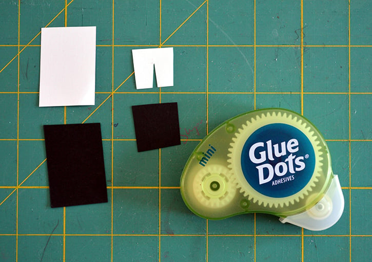 Glue-Dots-Bunny-Photo-Prop-teeth