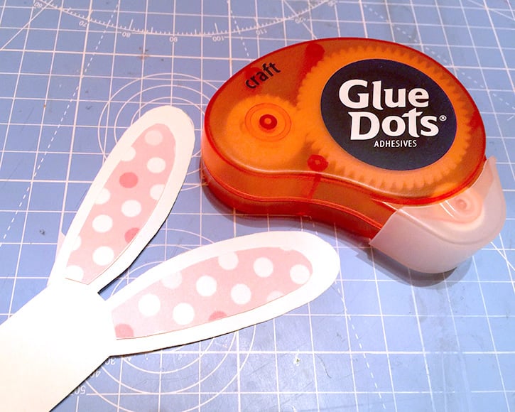 Glue-Dots-Easter-Napkin-Ring-adhere-1