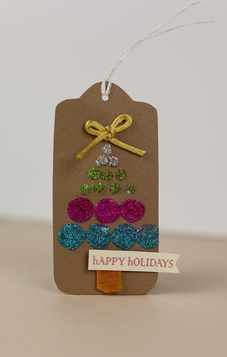 glue-dots-glitter-tree-gift-tag-upright.jpg