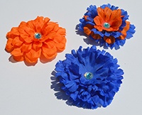 Show off your school spirit or your personal style and creativity by making magnetic flower decorations. Use Glue Dots Advanced Strength adhesive, flower petals, and magnets to make flower decorations for your locker. 